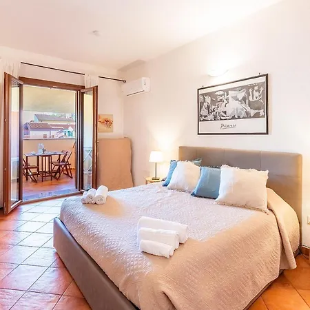 Relaxing Cristal Blu Sleeps 4 Num1494 * Santa Teresa Gallura
