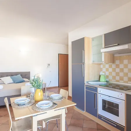 Relaxing Cristal Blu Sleeps 4 Num1494 Santa Teresa Gallura